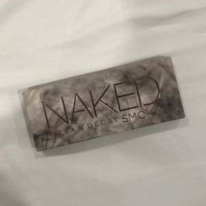 Urban Decay Smoky Naked Palette